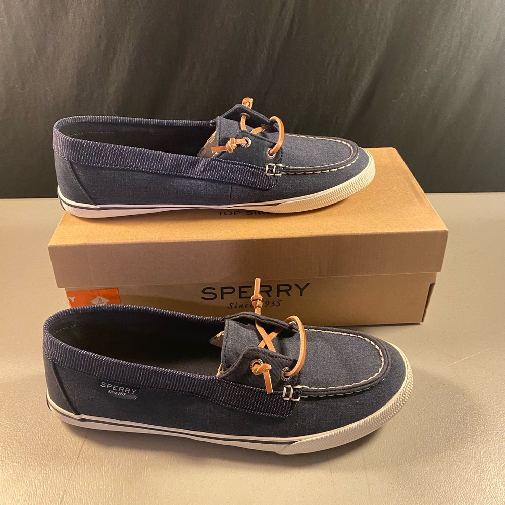 Women’s Sperry shoes